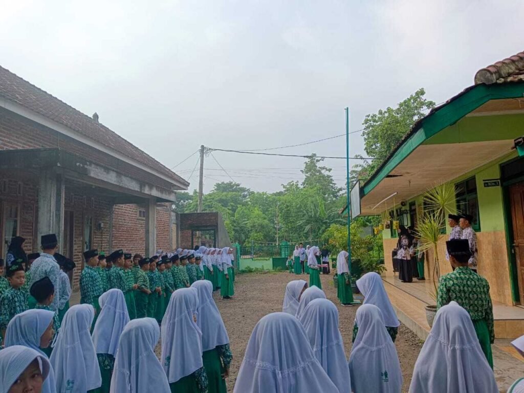 Upacara Peringatan Hari Guru Nasional